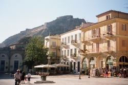 images/04nafplionsquare.jpg
